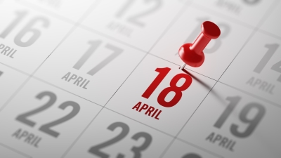 April 18 marked in red on calendar with red pushpin